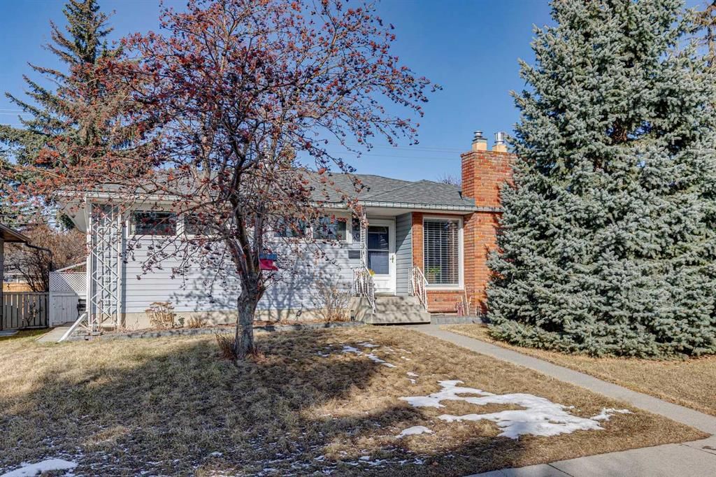 407 Arlington Drive SE, Calgary — photo 2 of 19