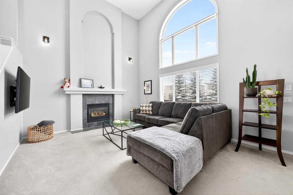 60 Citadel Ridge Close NW, Calgary — photo 4 of 43
