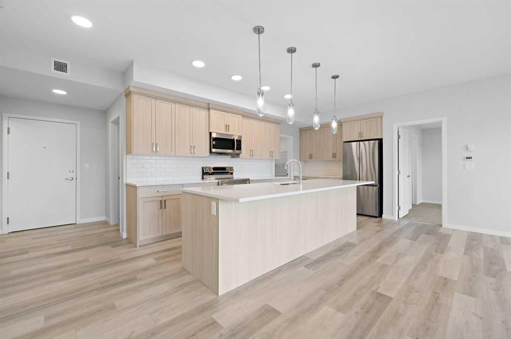 3205, 220 Seton Grove SE, Calgary — photo 2 of 26