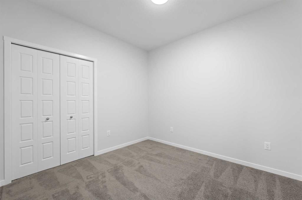 3205, 220 Seton Grove SE, Calgary — photo 5 of 26