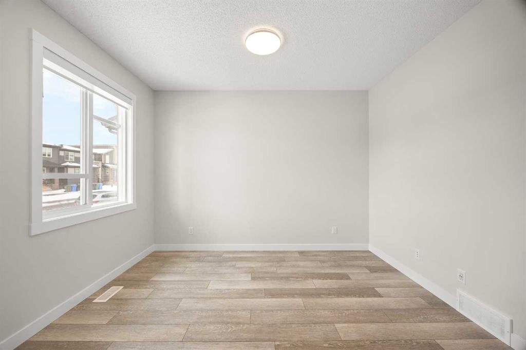 507 Lucas Boulevard NW, Calgary — photo 3 of 42
