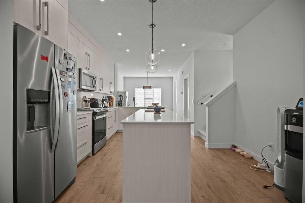 7581 202 Avenue SE, Calgary — photo 5 of 35