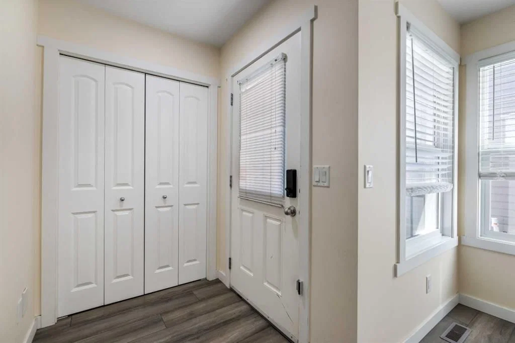 71 Kinlea Link NW, Calgary — photo 3 of 38
