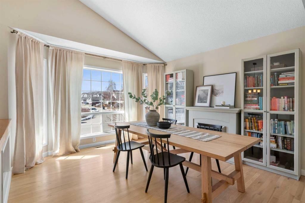 78 Hidden Spring Green NW, Calgary — photo 2 of 50