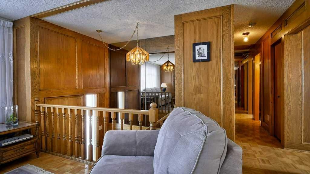 103 Rundlehorn Crescent NE, Calgary — photo 2 of 46