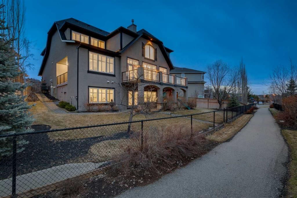151 Mahogany Bay SE, Calgary — photo 2 of 50