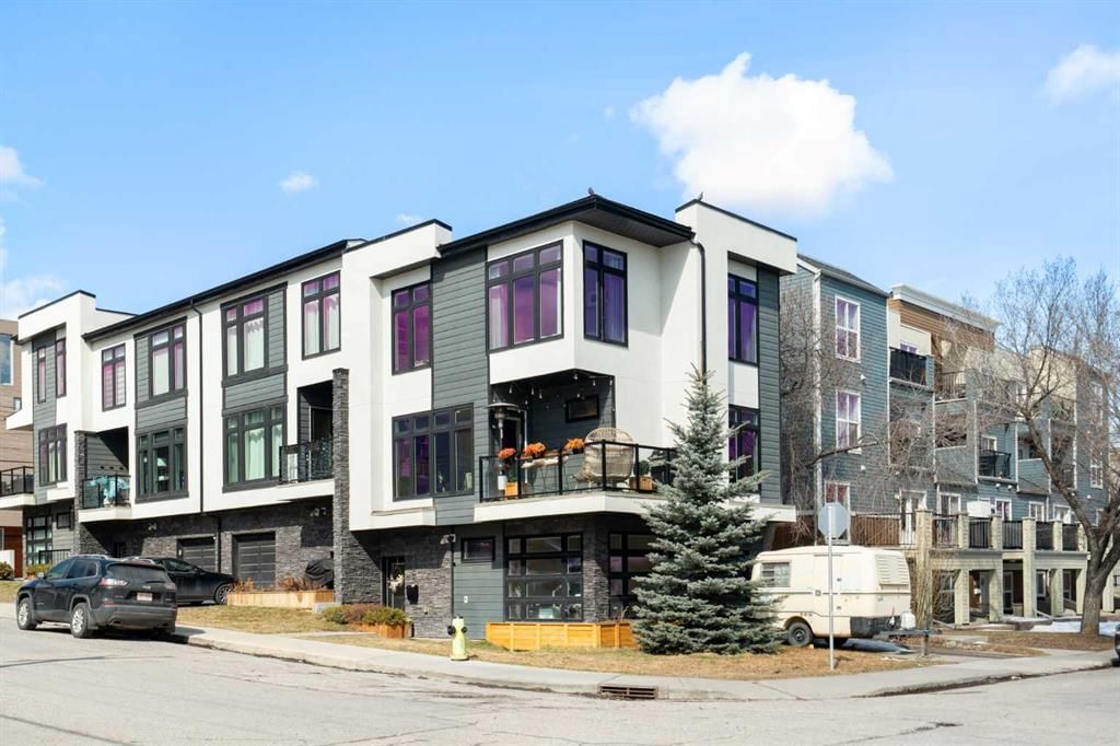 1702 19 Avenue SW, Calgary — photo 5 of 45