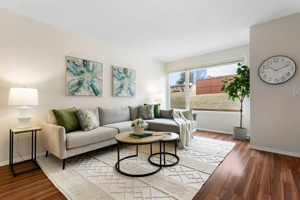 5, 3620 51 Street SW, Calgary — photo 4 of 32