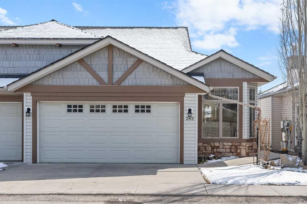 245 Springbank Terrace SW, Calgary — main listing photo