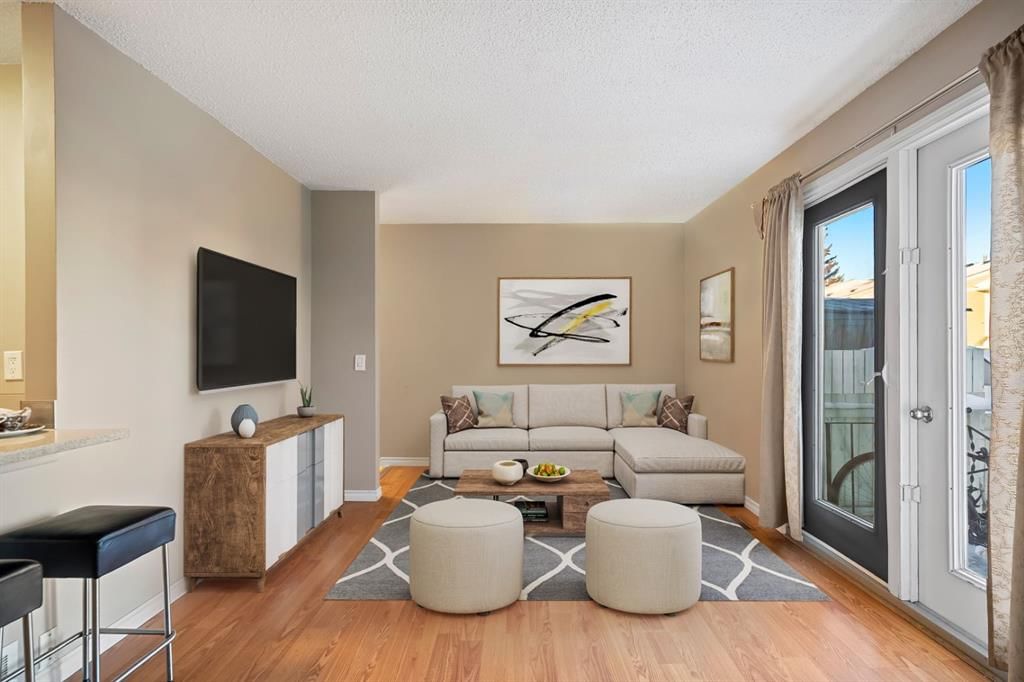 338 Georgian Villas NE, Calgary — photo 4 of 37