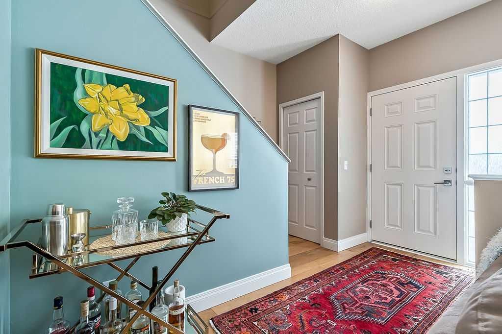 119 Citadel Lane NW, Calgary — photo 4 of 35