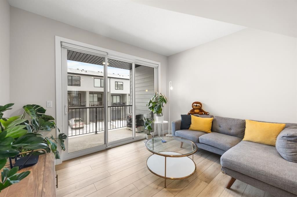 306 Evanscrest Square NW, Calgary — photo 4 of 28