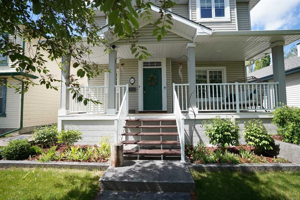 14 Inverness Close SE, Calgary — main listing photo