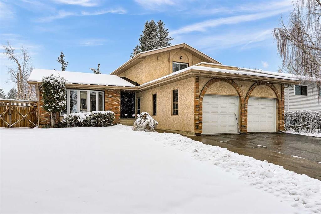 511 Woodpark Crescent SW, Calgary — photo 2 of 48