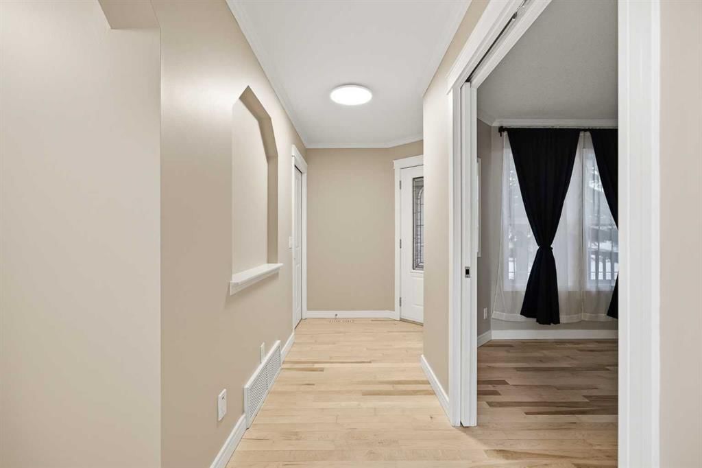 275 Chapalina Terrace SE, Calgary — photo 4 of 50