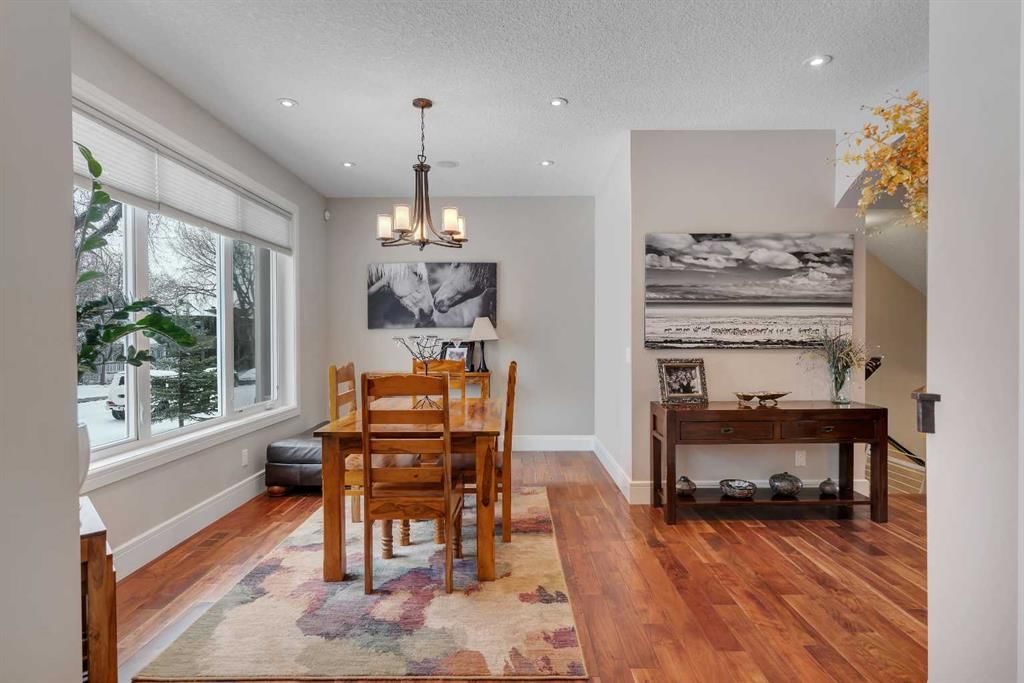 2041 45 Avenue SW, Calgary — photo 4 of 50
