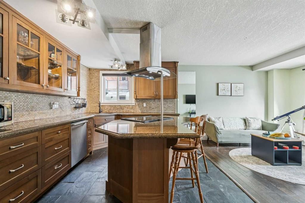103, 1915 26 Street SW, Calgary — photo 4 of 23