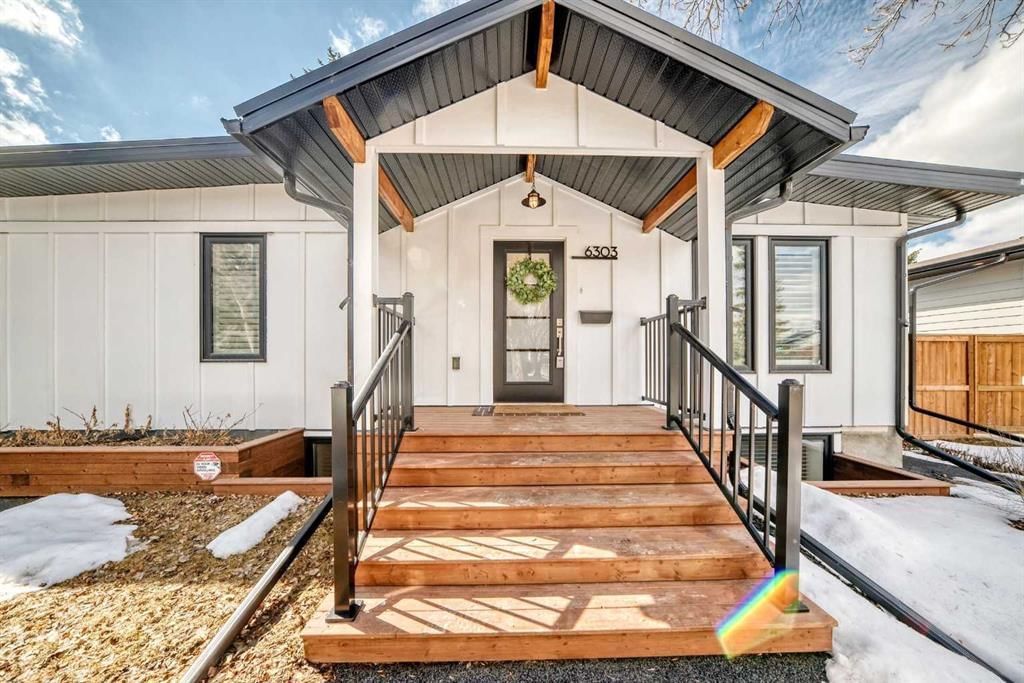 6303 Louise Road SW, Calgary — photo 2 of 49