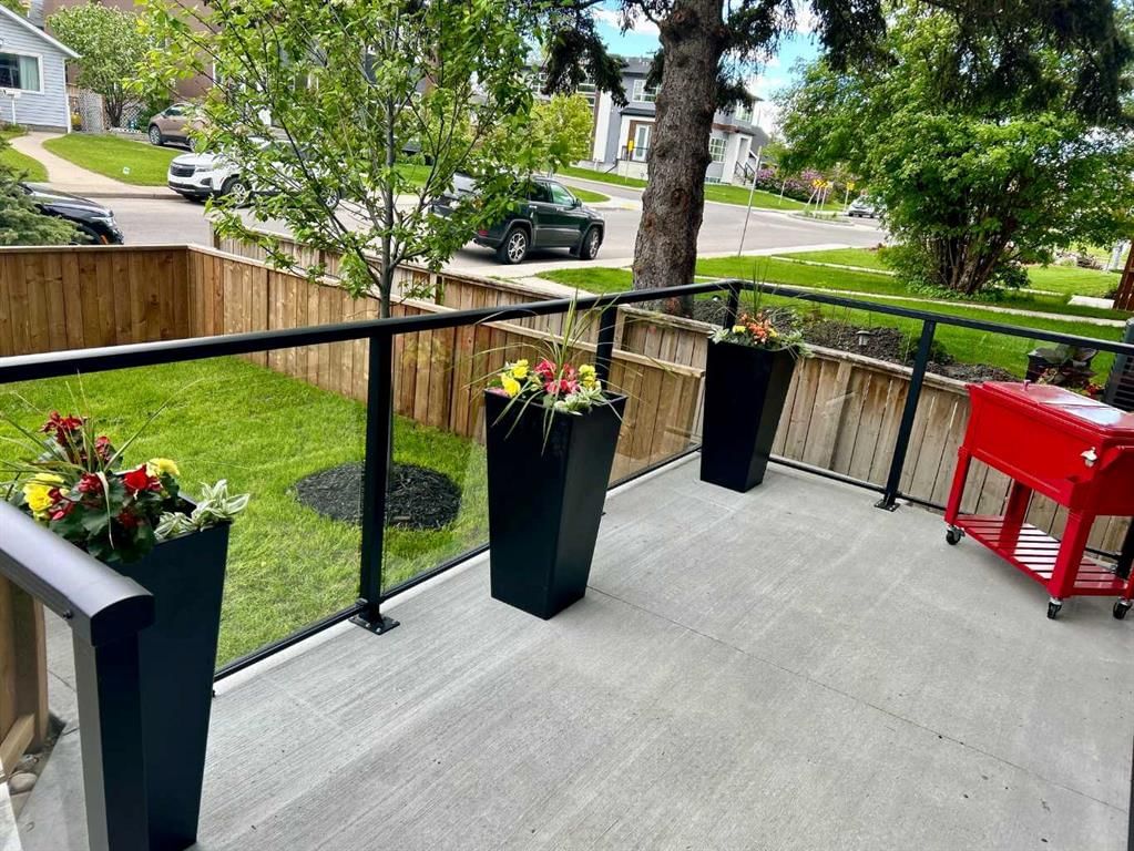 1, 4411 17 Avenue NW, Calgary — photo 2 of 46