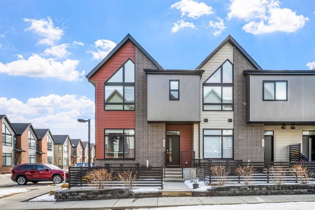 1005 Sage Meadows Gardens NW, Calgary — photo 2 of 34