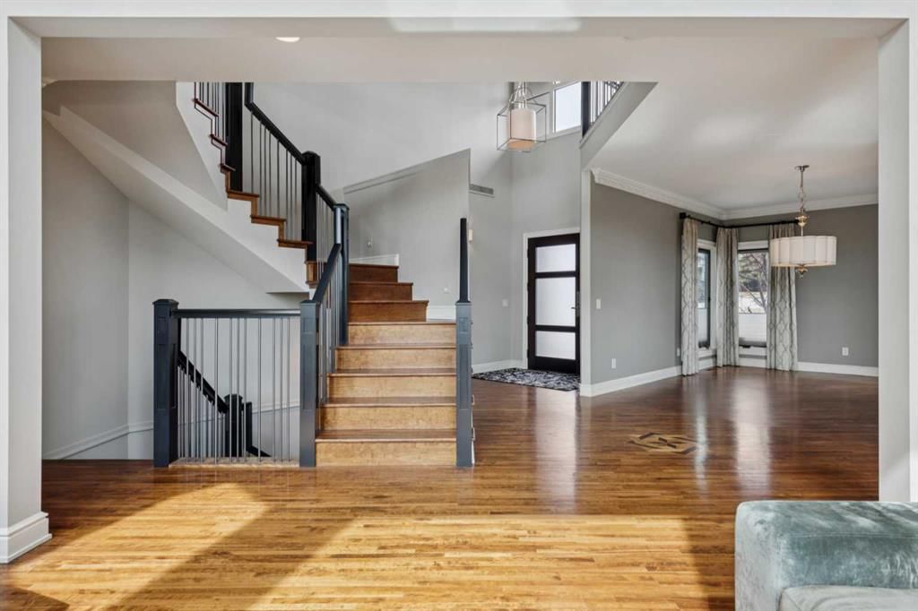 58 Scimitar View NW, Calgary — photo 2 of 50