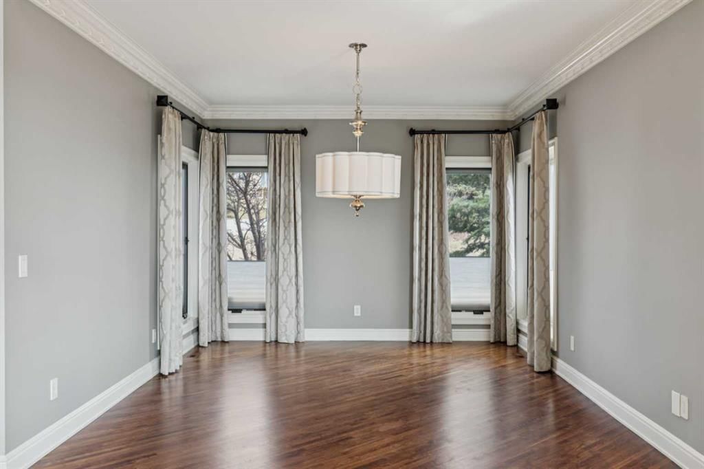 58 Scimitar View NW, Calgary — photo 4 of 50