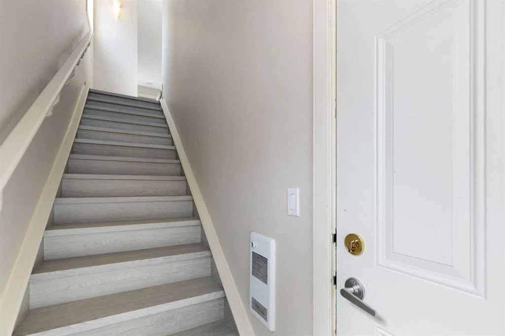 68 Chaparral Ridge Park SE, Calgary — photo 2 of 35
