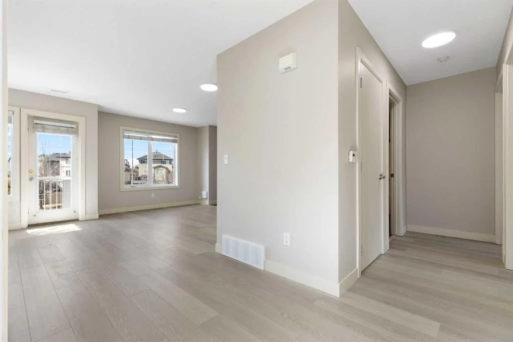 68 Chaparral Ridge Park SE, Calgary — photo 4 of 35