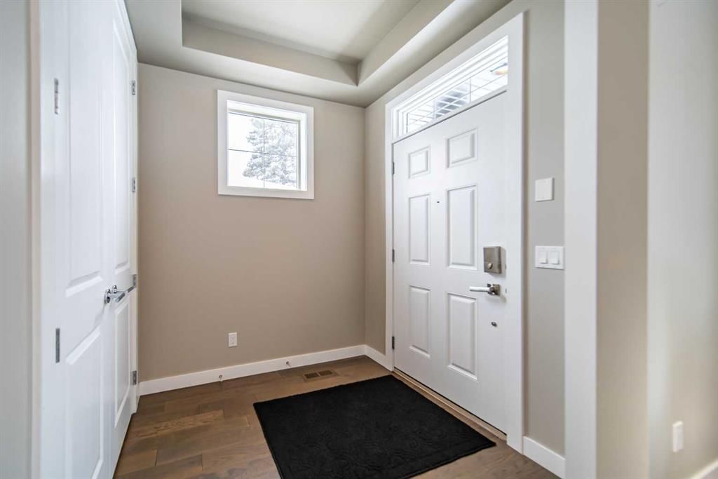 3524 41 Street SW, Calgary — photo 2 of 42