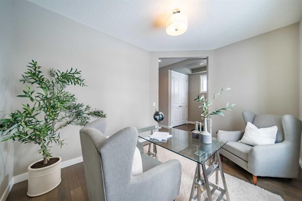 3524 41 Street SW, Calgary — photo 4 of 42