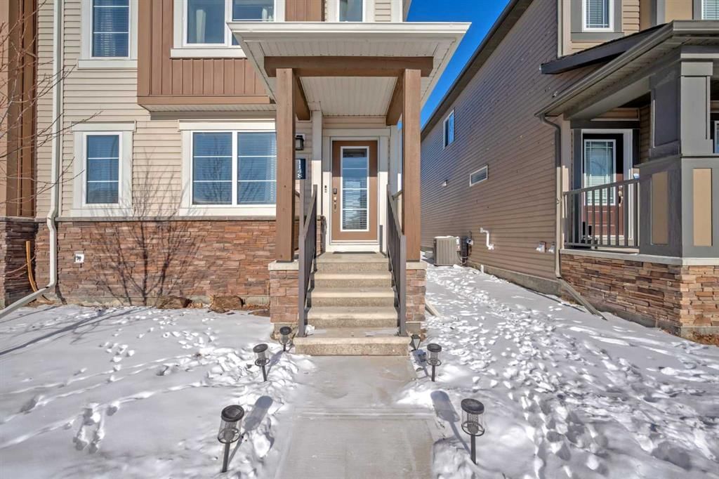1148 140 Avenue NW, Calgary — photo 3 of 49