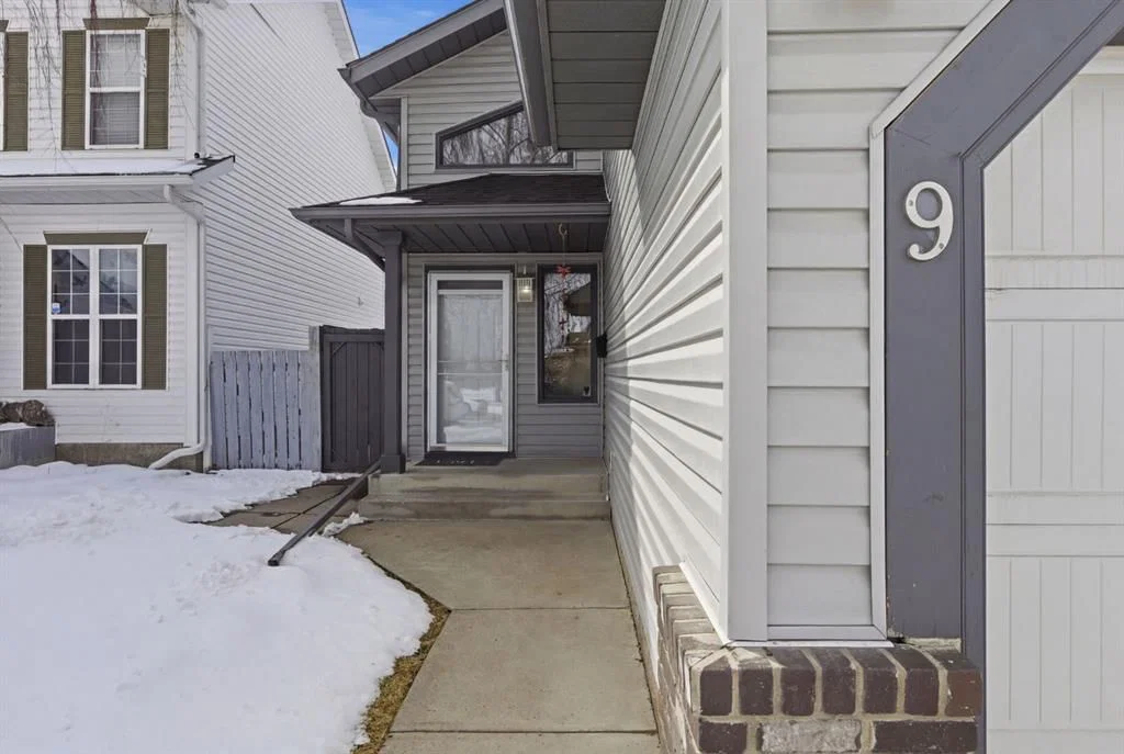 9 Harvest Glen Way NE, Calgary — photo 2 of 34