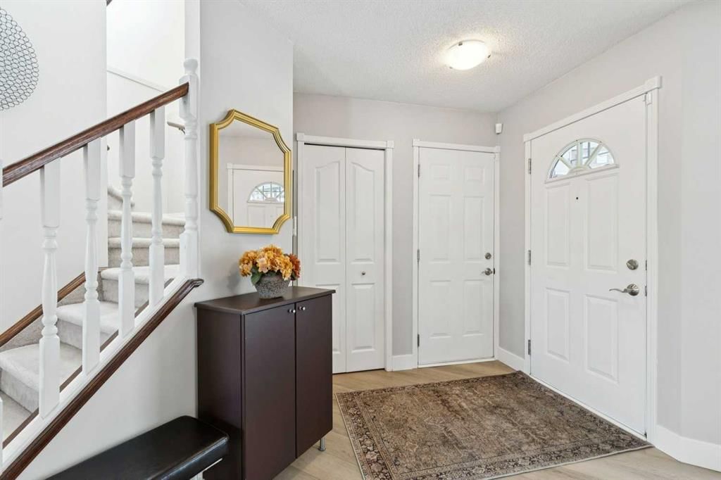 80 Coventry Green NE, Calgary — photo 5 of 37