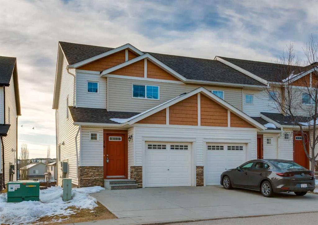 14 Pantego Lane NW, Calgary — photo 2 of 35