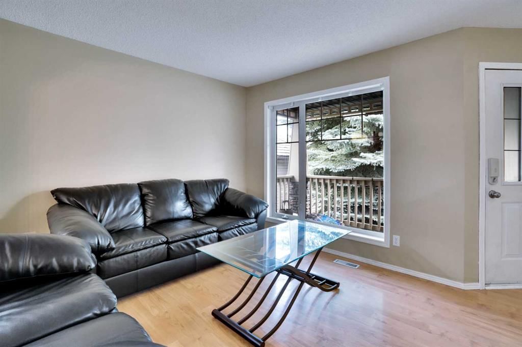 356 Chaparral Drive SE, Calgary — photo 3 of 50