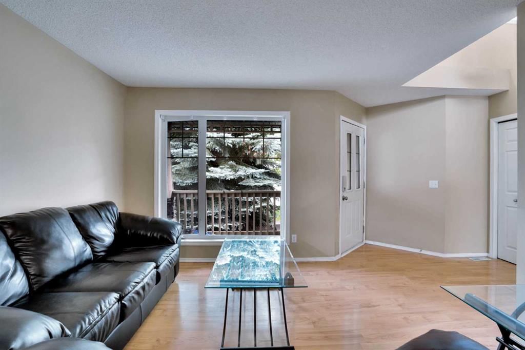 356 Chaparral Drive SE, Calgary — photo 4 of 50