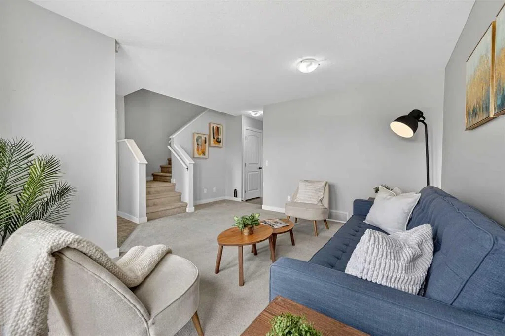 150 Everridge Common SW, Calgary — photo 4 of 35