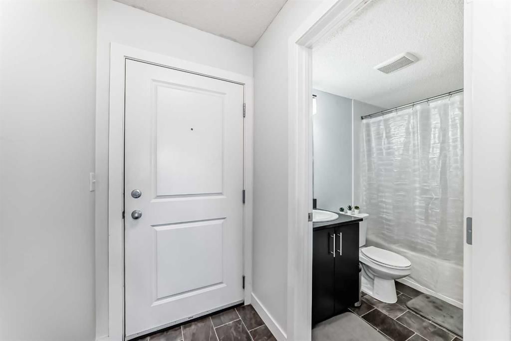 2411, 81 Legacy Boulevard SE, Calgary — photo 4 of 41