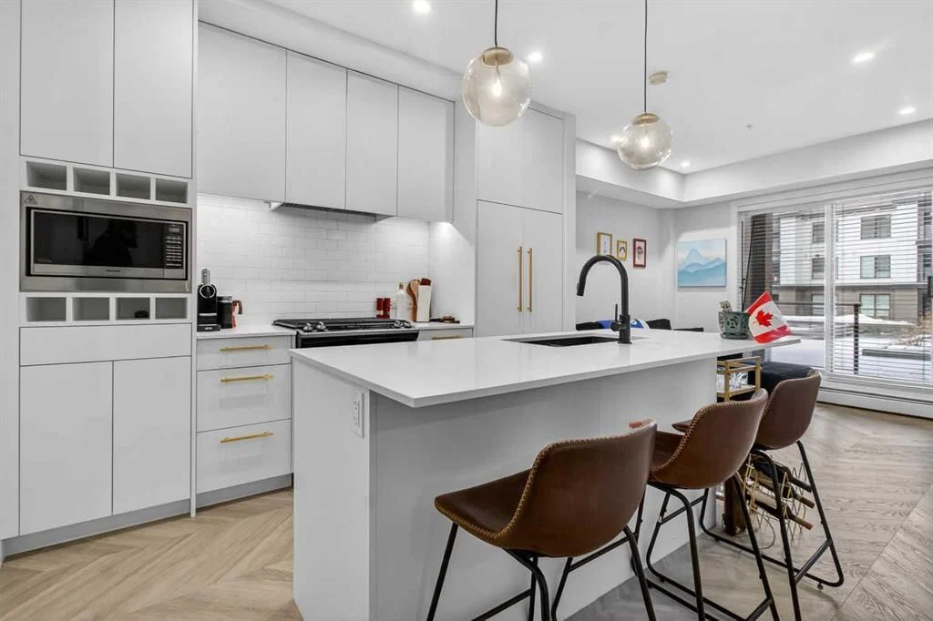125, 4275 Norford Avenue NW, Calgary — main listing photo