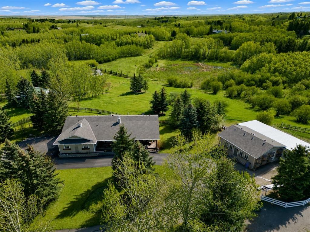 260048 Bearspaw Road, Rural Rocky View County — photo 4 of 43