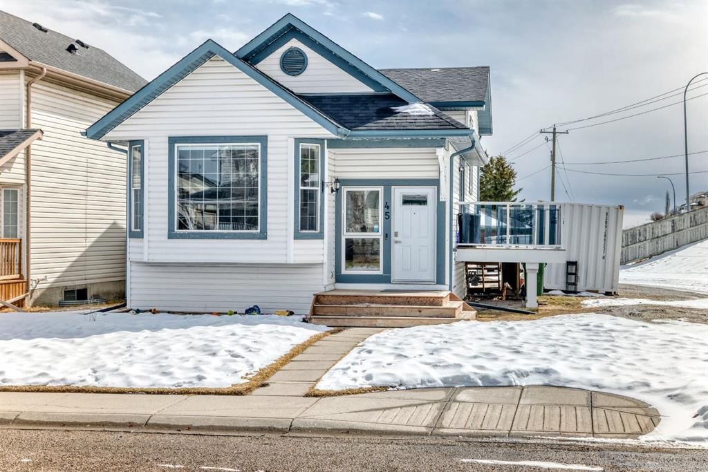45 Hidden Hills Way NW, Calgary — photo 2 of 50