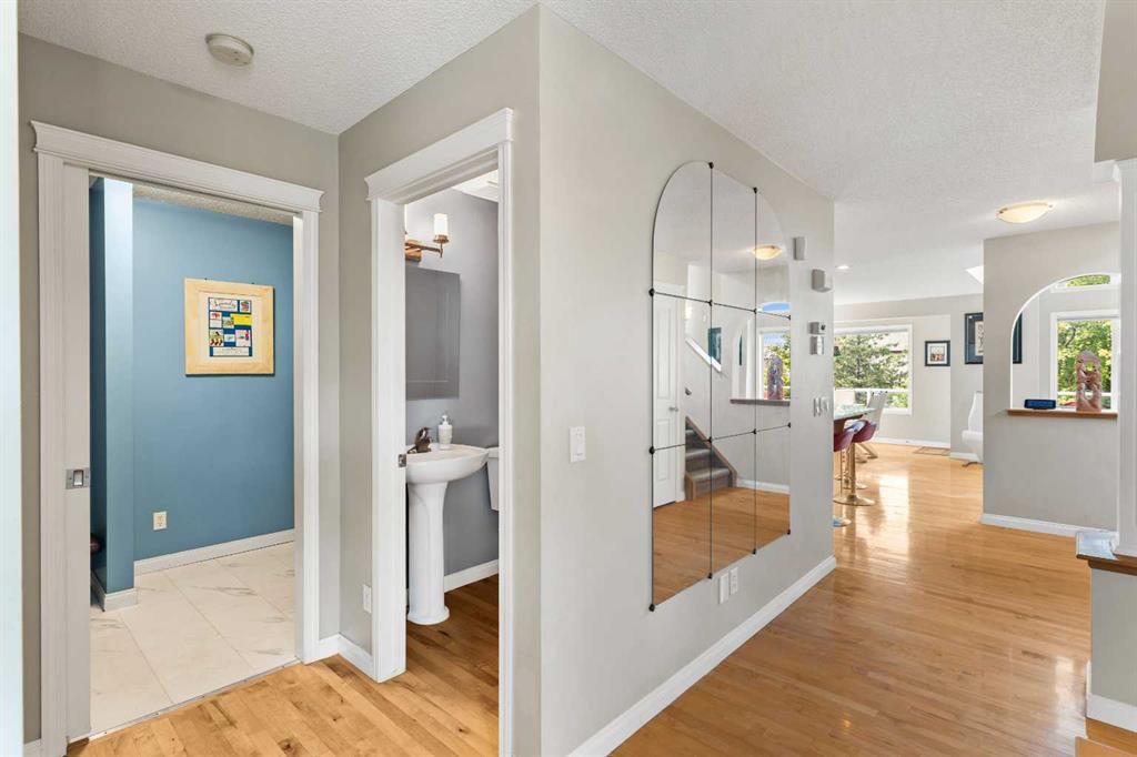 180 Cranfield Park SE, Calgary — photo 3 of 49