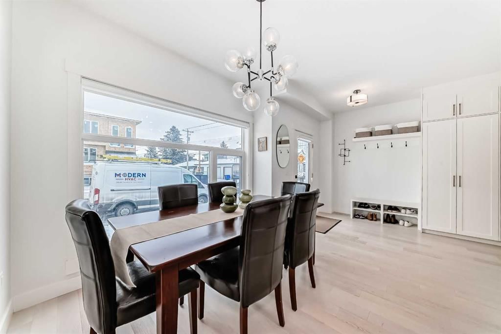 1853 12 Street NW, Calgary — photo 4 of 47