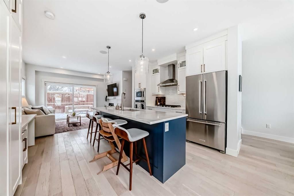 1853 12 Street NW, Calgary — photo 5 of 47