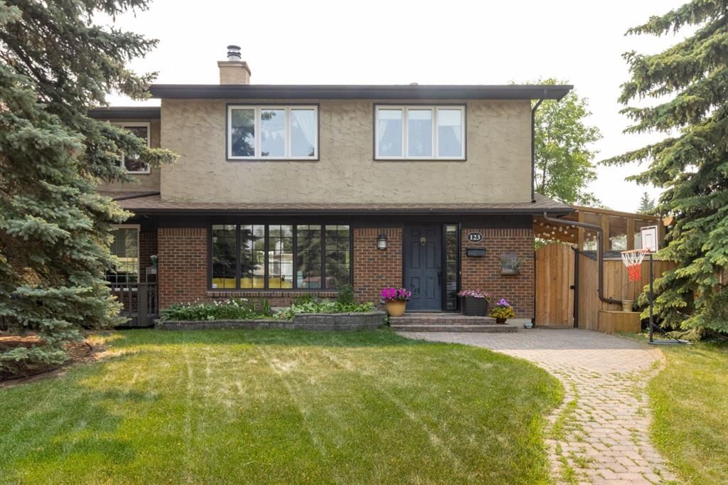 123 Midland Place SE, Calgary — main listing photo