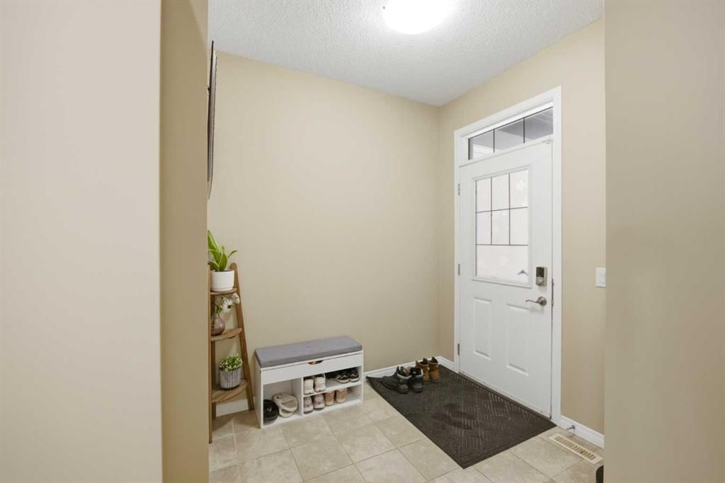119 Skyview Point Crescent NE, Calgary — photo 5 of 50