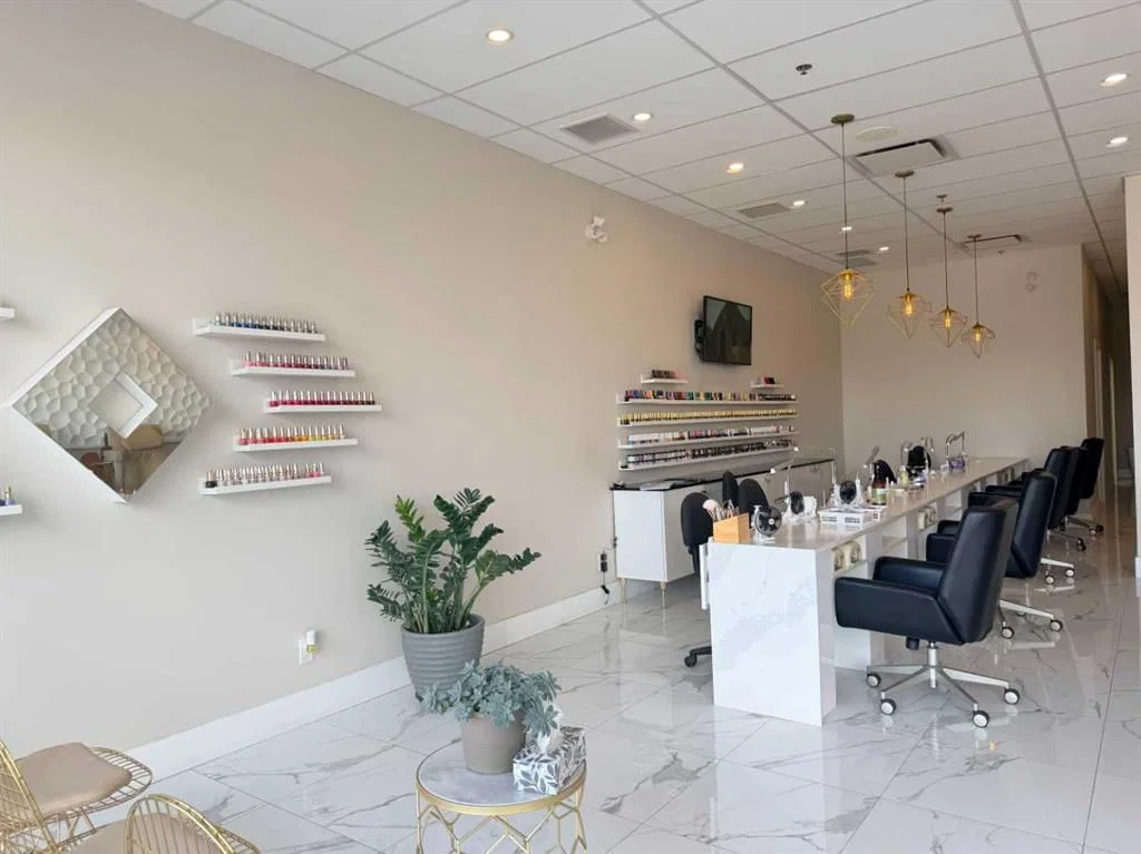 123 Macleod Trail, Calgary — main listing photo