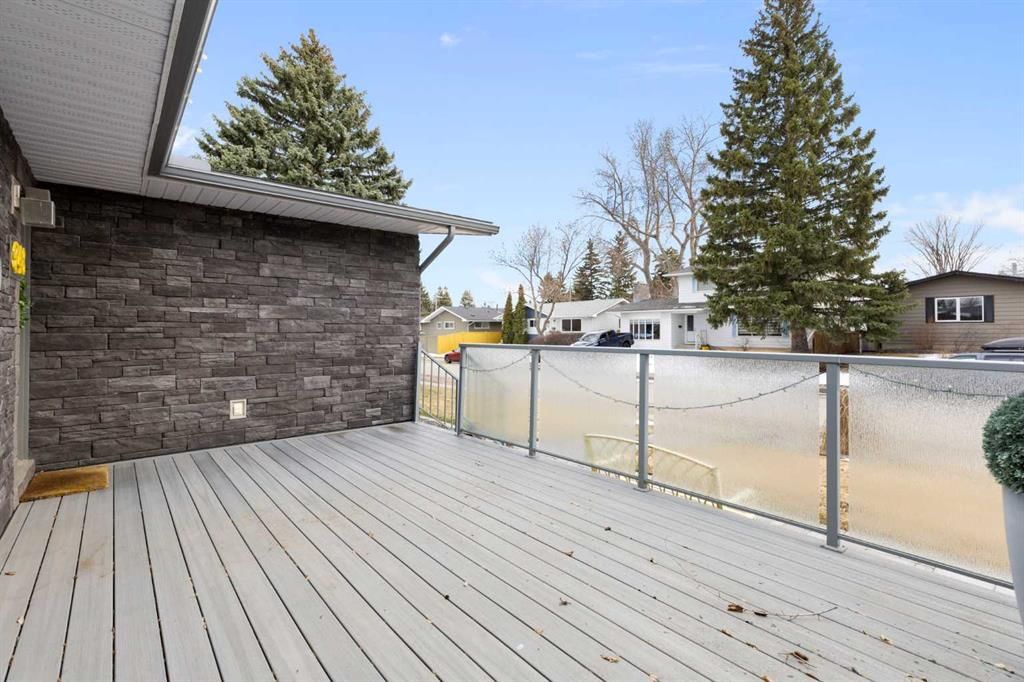 348 Wascana Crescent SE, Calgary — photo 4 of 47