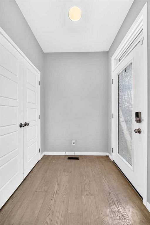 1422 Midtown Link SW, Airdrie — photo 4 of 49