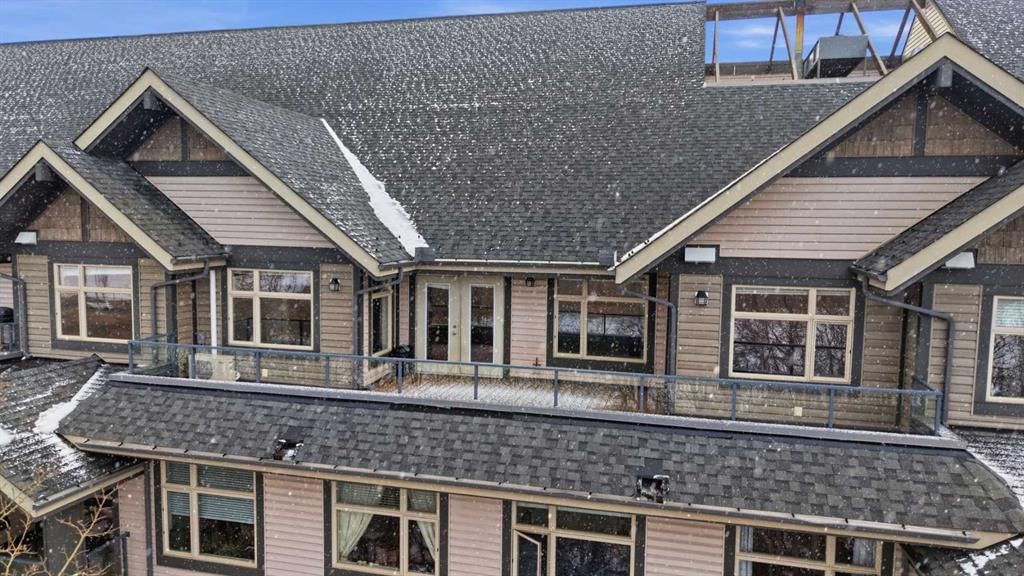 428, 35 Aspenmont Heights SW, Calgary — photo 2 of 44
